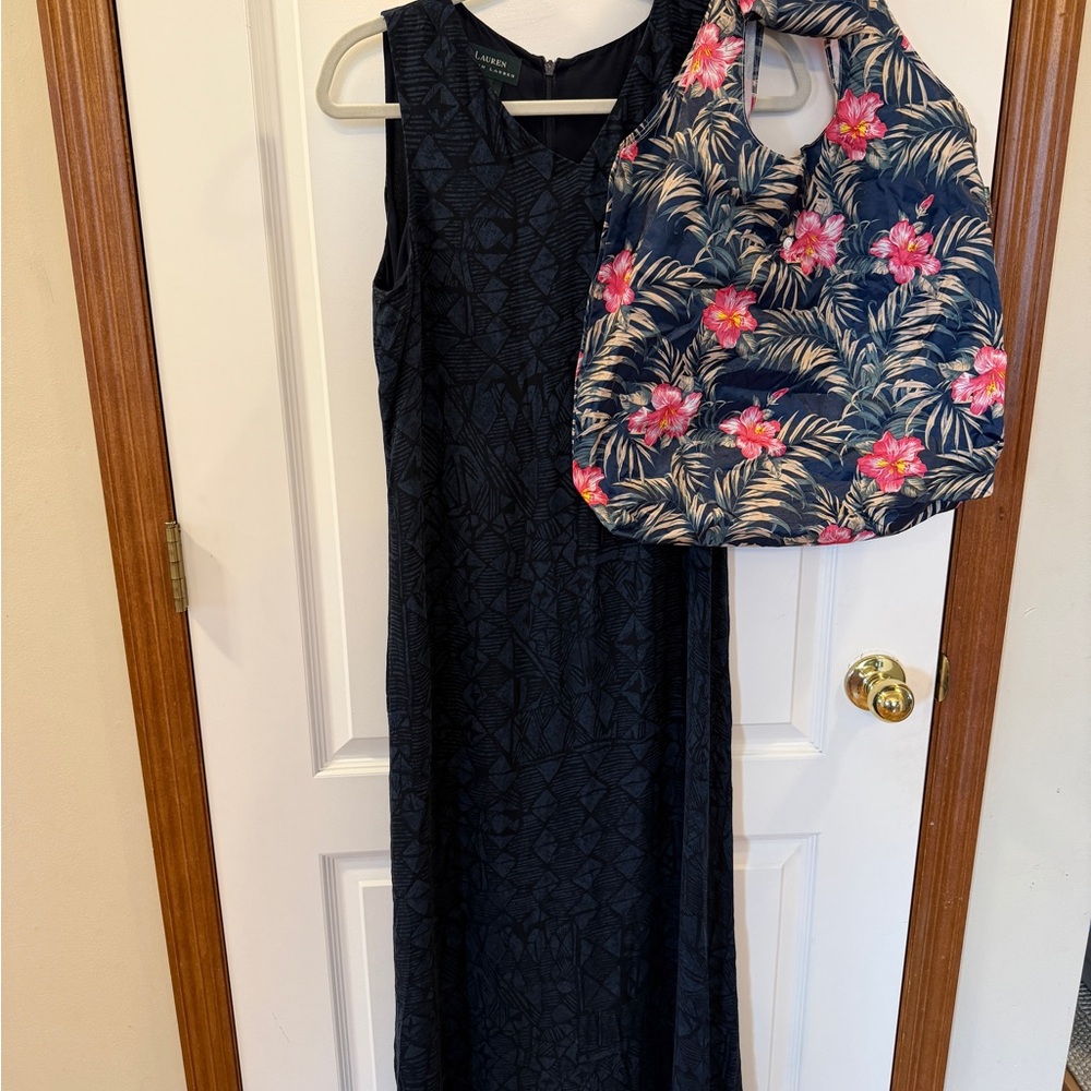 Ralph Lauren Size 10 Navy/Black Patterned Silk Maxi Dress W/Packable Tote